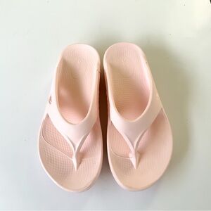 Oofos Pink Sandals M7 W9